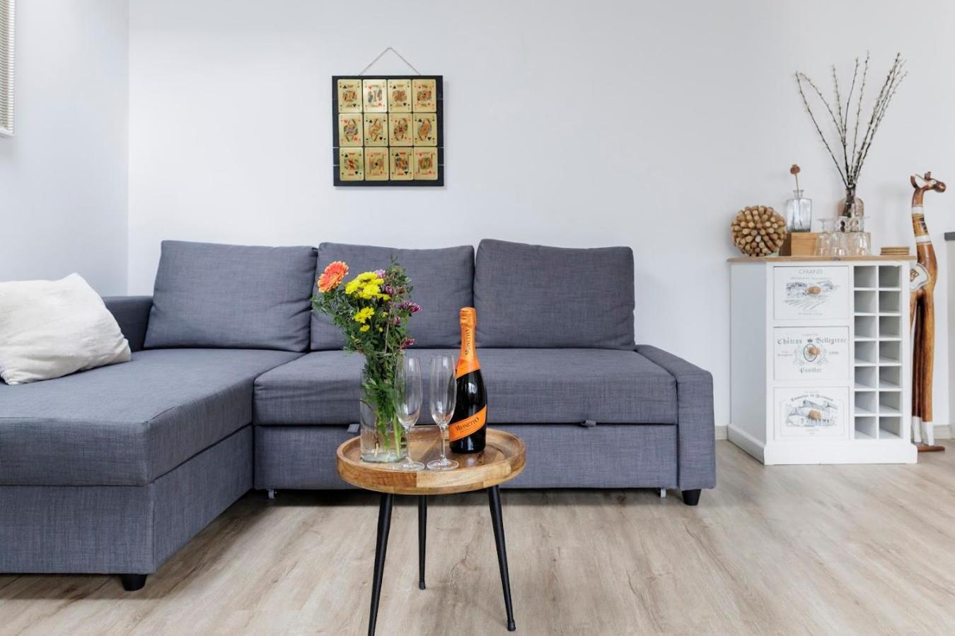 Vip Apartment In Old Town With Free Parking Bratislava Extérieur photo